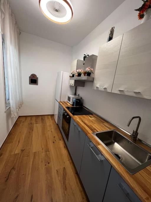 Villa Sissi Bari Exteriör bild